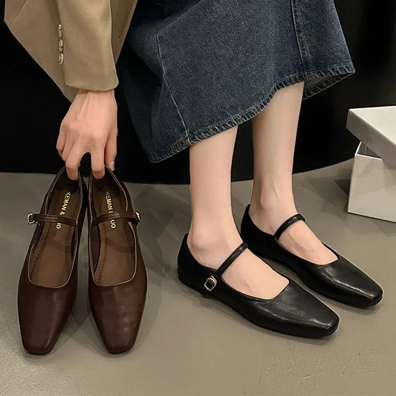 Leatherwork In French - 女性用マイクロファイバーレザーシューズ,ソフトソール,スクエアトゥ,バックル付きストラップ,ブラウン,ブラック,レディースワーク,フラット,フレンチ