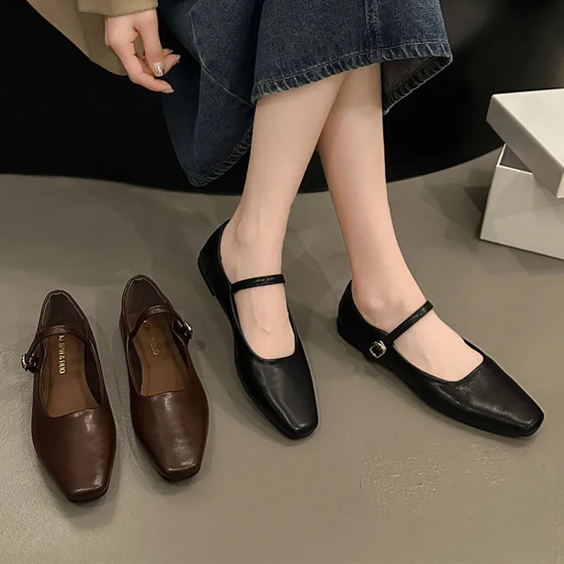 女性用マイクロファイバーレザーシューズ,ソフトソール,スクエ - Leatherwork In French のレビューと価格