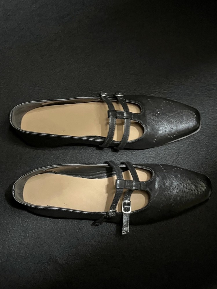 フレンチスタイルのエレガントな女性用バックルストラップスクエ - Leatherwork In French のレビューと価格
