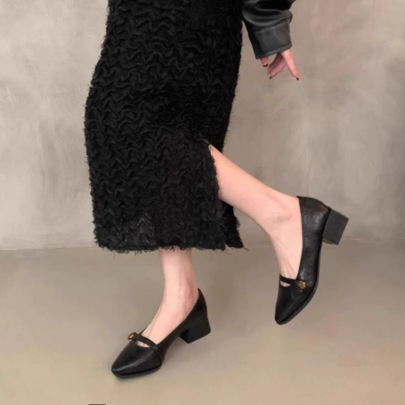 フランスのヴィンテージ風チャンキーヒールメリージェーンシュー - Leatherwork In French のレビューと価格