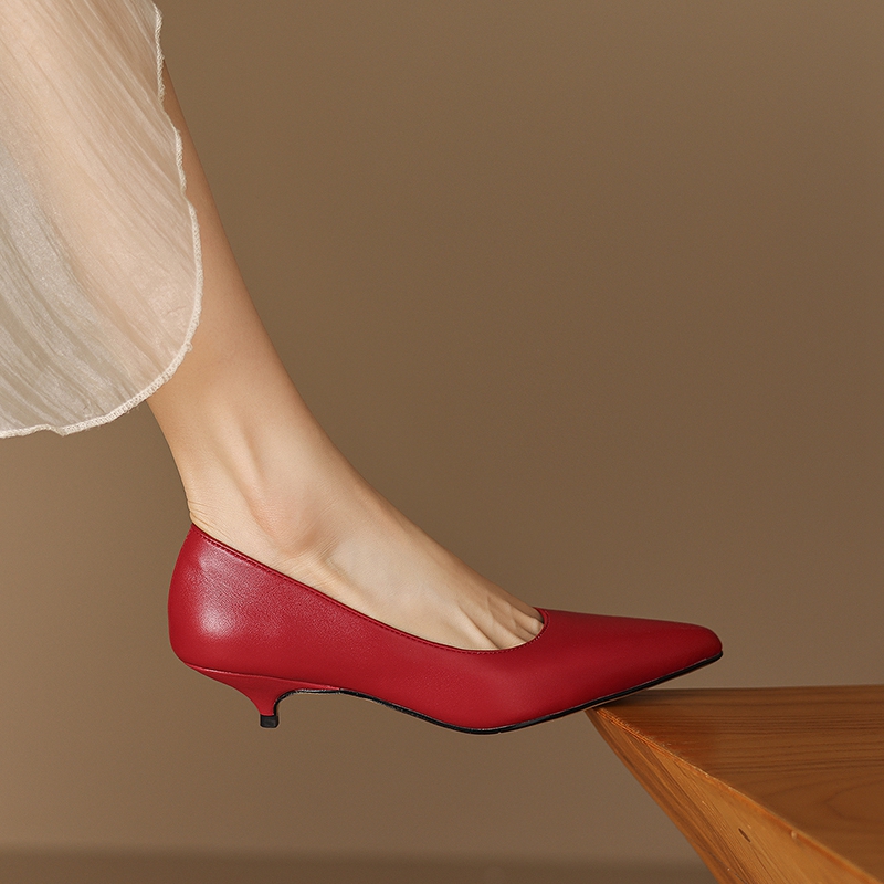 女性の新しい春と秋の本革牛革ポインテッドトゥミッドヒールシン - Leather Work Women Shoes のレビューと価格