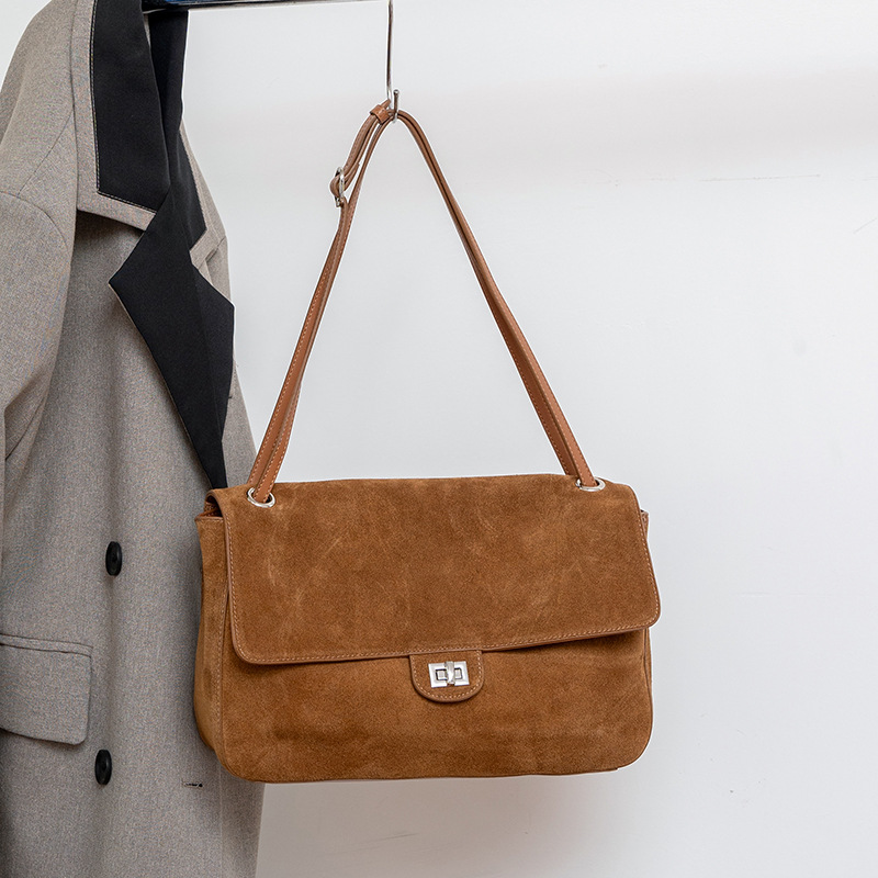 本物のスエードレザー製女性用アンダーアームショルダーバッグ、 - Leather Work Handbag のレビューと価格