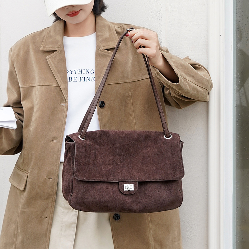 本物のスエードレザー製女性用アンダーアームショルダーバッグ、 - Leather Work Handbag のレビューと価格