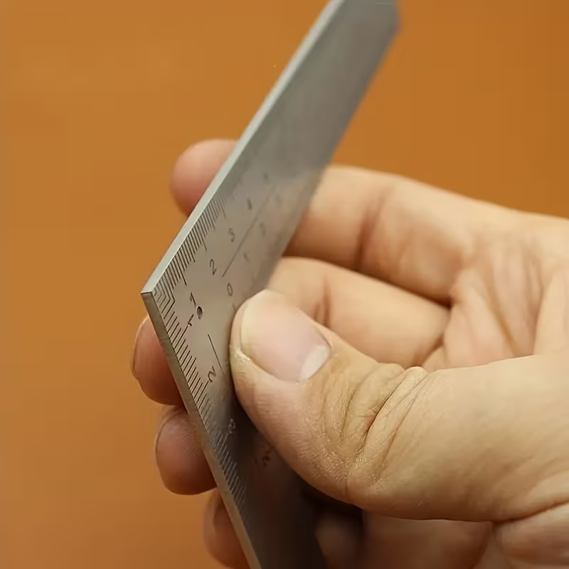 ミニL字型ステンレス定規 - レザークラフトや小物測定用の高 - Leatherwork Ruler のレビューと価格