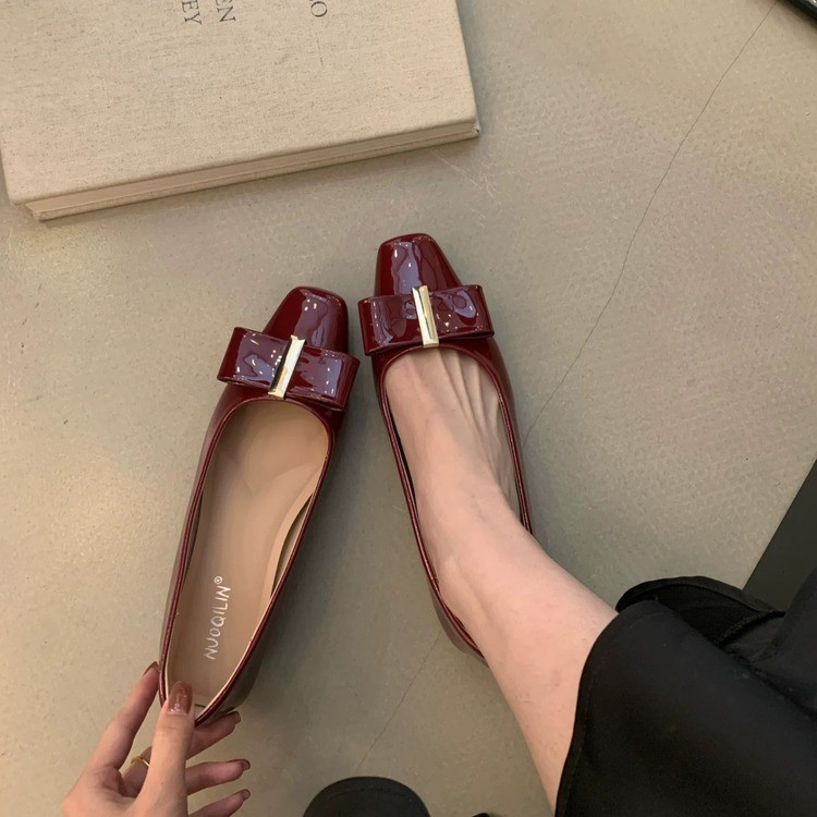 スクエアトゥボウシャローシングルシューズ レディース 202 - Leatherwork In French のレビューと価格